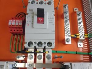 A importância de um quadro de energia residencial montado corretamente
