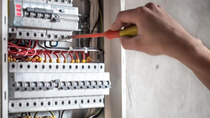 Montagem de Painel Elétrico Industrial: 7 Dicas Práticas