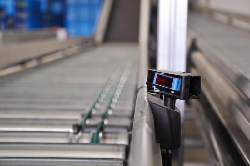 Sensor de Barreira Industrial: Segurança Efetiva